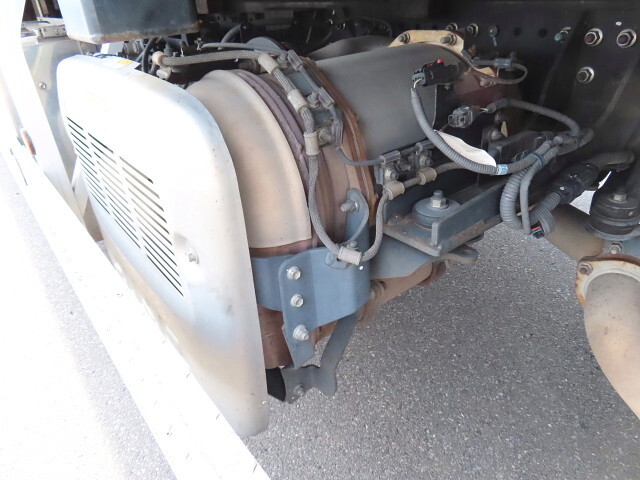 日野プロフィアアルミブロック大型（10t）[写真13]