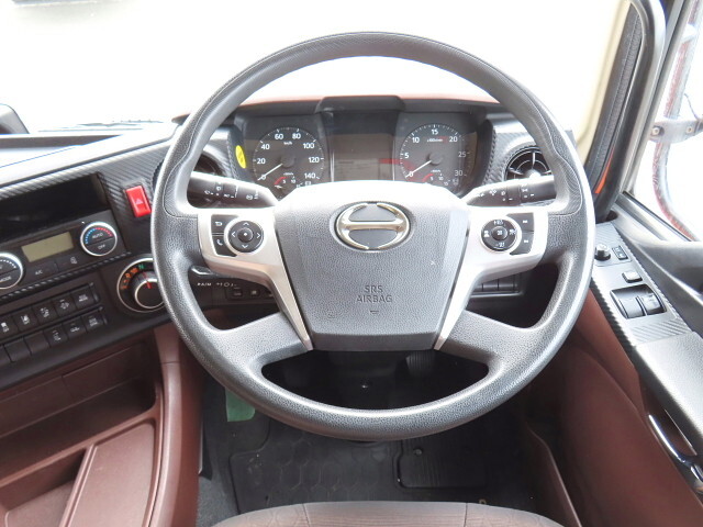 日野プロフィアアルミブロック大型（10t）[写真19]