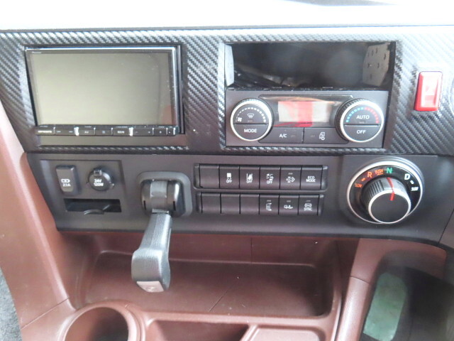 日野プロフィアアルミブロック大型（10t）[写真20]