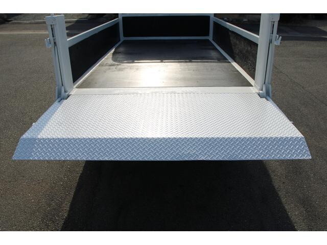 マツダタイタン平ボディ小型（2t・3t）[写真14]