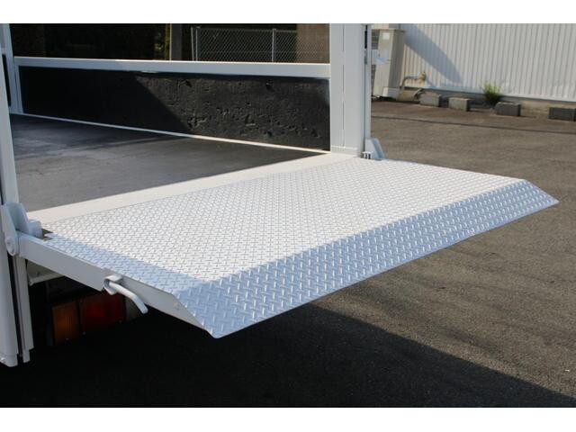 マツダタイタン平ボディ小型（2t・3t）[写真15]