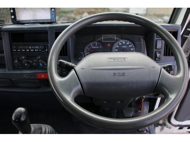 マツダタイタン平ボディ小型（2t・3t）[写真29]