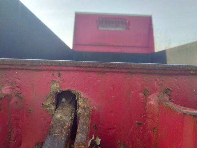 三菱ふそうキャンターダンプ小型（2t・3t）[写真10]