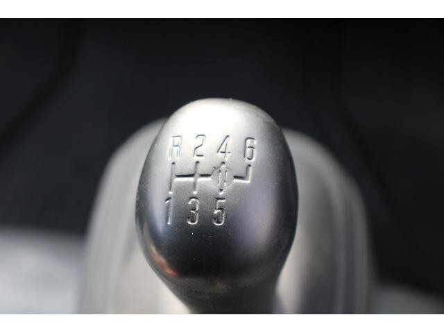 いすゞエルフ幌車小型（2t・3t）[写真33]