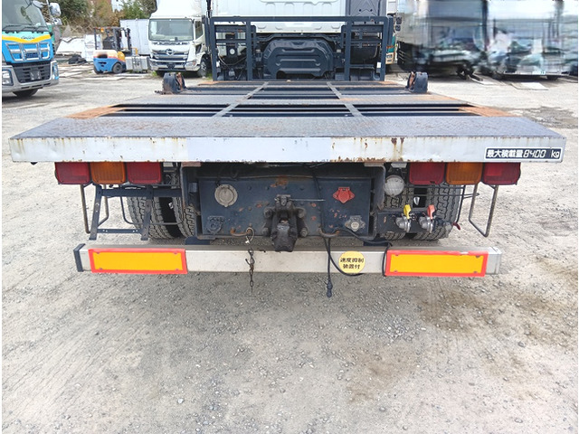 いすゞギガコンテナ専用車大型（10t）[写真11]