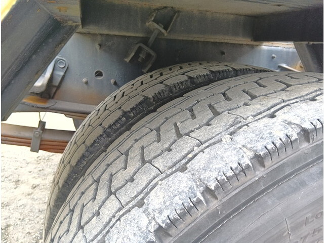 いすゞギガコンテナ専用車大型（10t）[写真32]