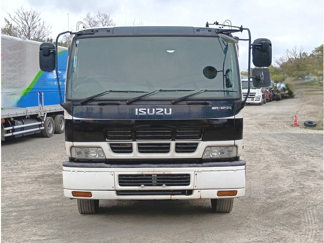 いすゞギガコンテナ専用車大型（10t）[写真05]