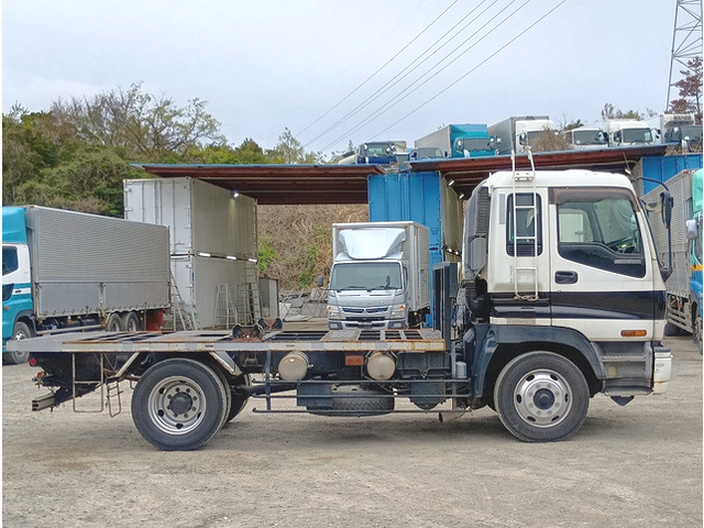 いすゞギガコンテナ専用車大型（10t）[写真07]