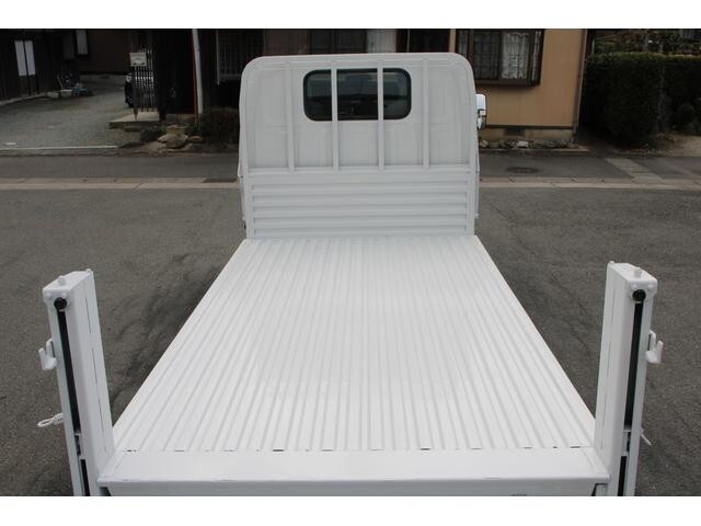 マツダタイタン平ボディ小型（2t・3t）[写真16]