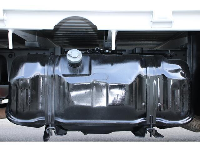 マツダタイタン平ボディ小型（2t・3t）[写真24]