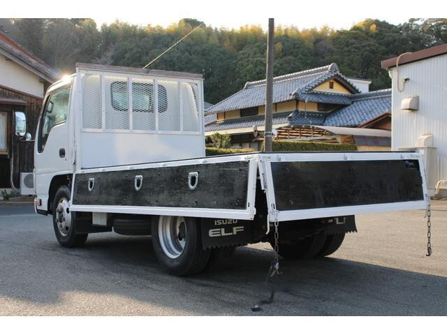 いすゞエルフ平ボディ小型（2t・3t）[写真15]