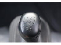 いすゞエルフ平ボディ小型（2t・3t）[写真29]