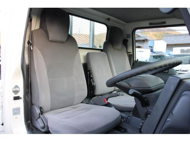 いすゞエルフ平ボディ小型（2t・3t）[写真31]