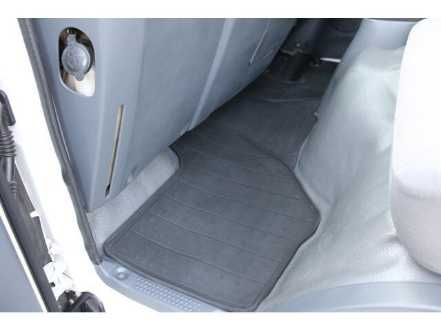 いすゞエルフ平ボディ小型（2t・3t）[写真33]