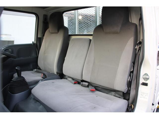 いすゞエルフ平ボディ小型（2t・3t）[写真34]