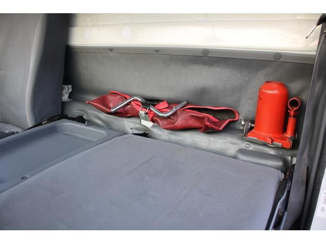 いすゞエルフ平ボディ小型（2t・3t）[写真35]