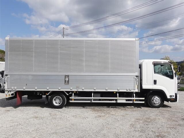 いすゞフォワードアルミウイング中型（4t）[写真07]