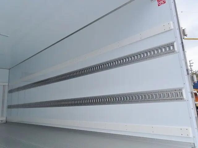 三菱ふそうファイター冷凍車（冷蔵車）中型（4t）[写真22]