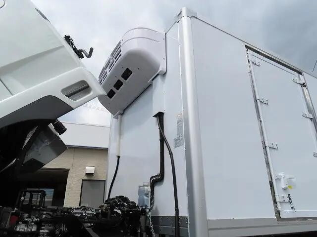 三菱ふそうファイター冷凍車（冷蔵車）中型（4t）[写真27]