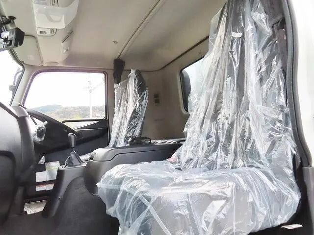 三菱ふそうファイター冷凍車（冷蔵車）中型（4t）[写真08]