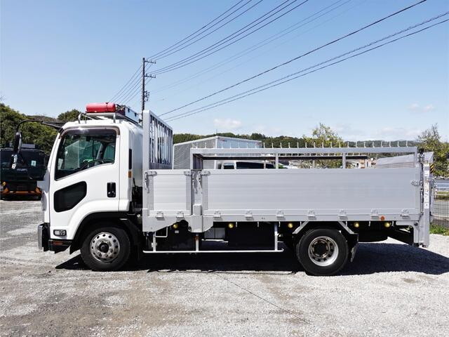 いすゞフォワードアルミブロック中型（4t）[写真10]