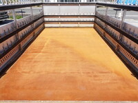 いすゞフォワードアルミブロック中型（4t）[写真15]