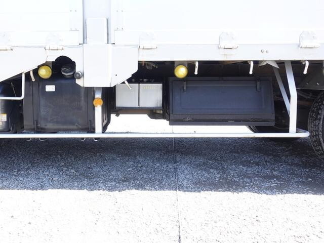 いすゞフォワードアルミブロック中型（4t）[写真20]