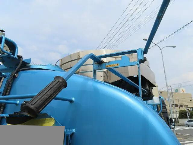 日野デュトロバキュームカー小型（2t・3t）[写真27]