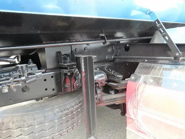 日野デュトロバキュームカー小型（2t・3t）[写真34]