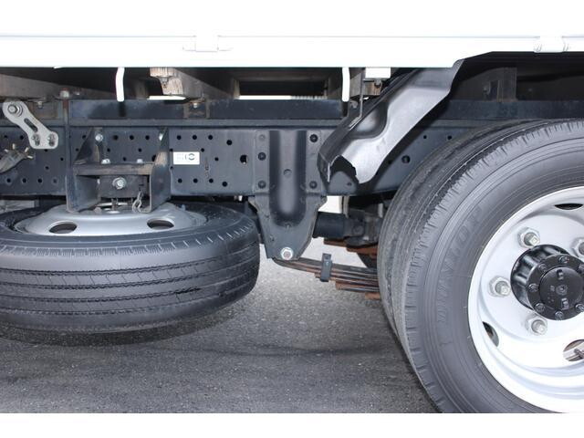 いすゞエルフ平ボディ小型（2t・3t）[写真20]