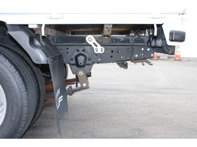 いすゞエルフ平ボディ小型（2t・3t）[写真21]