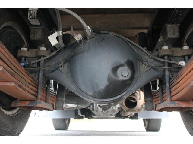 いすゞエルフ平ボディ小型（2t・3t）[写真22]