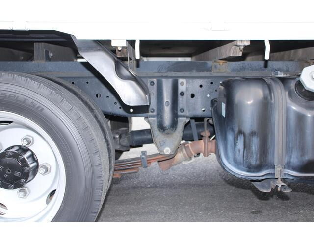 いすゞエルフ平ボディ小型（2t・3t）[写真24]