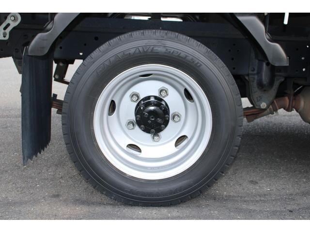 いすゞエルフ平ボディ小型（2t・3t）[写真28]