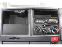 いすゞエルフ平ボディ小型（2t・3t）[写真32]