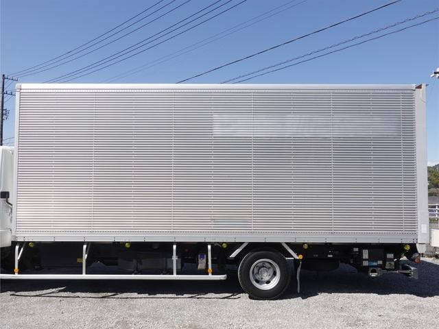 三菱ふそうファイターアルミバン中型（4t）[写真07]