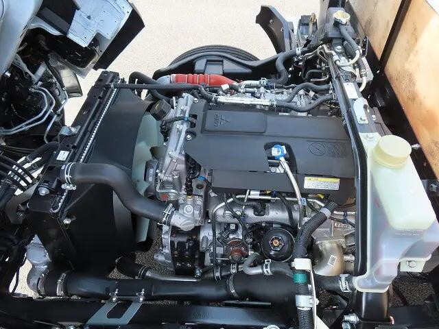 三菱ふそうキャンター平ボディ小型（2t・3t）[写真28]