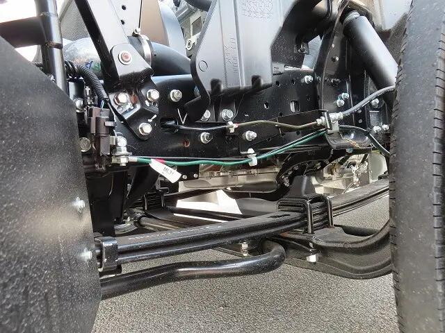 三菱ふそうキャンター平ボディ小型（2t・3t）[写真39]