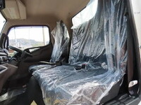 三菱ふそうキャンター平ボディ小型（2t・3t）[写真10]