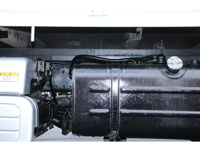 日野デュトロ平ボディ小型（2t・3t）[写真25]