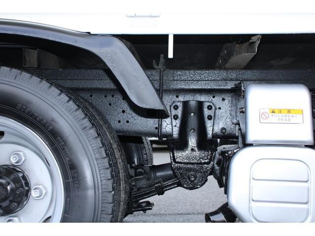 日野デュトロ平ボディ小型（2t・3t）[写真26]