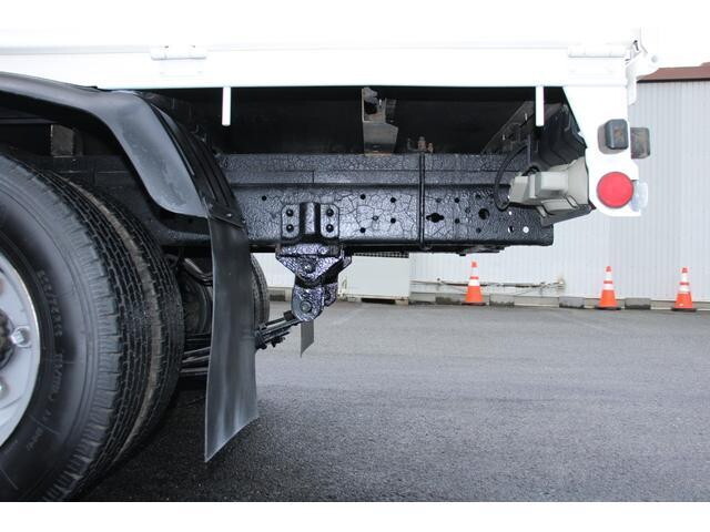 日野デュトロ平ボディ小型（2t・3t）[写真30]