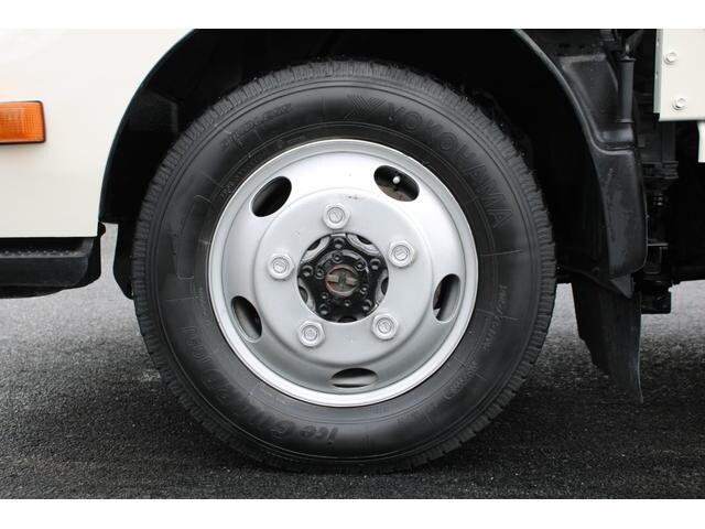 日野デュトロ平ボディ小型（2t・3t）[写真31]