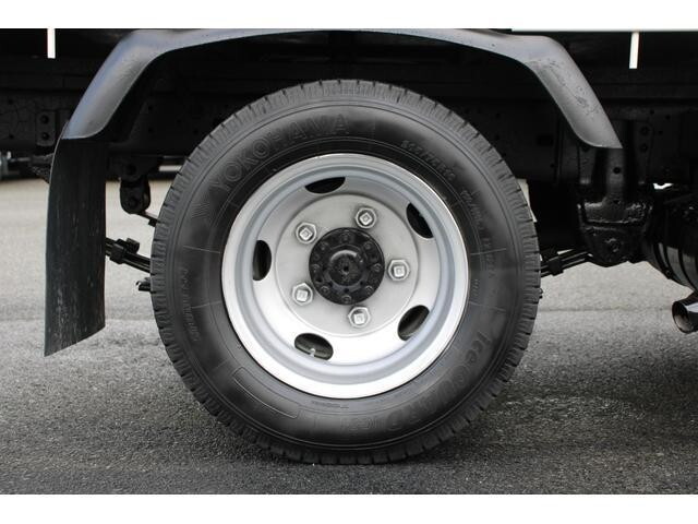 日野デュトロ平ボディ小型（2t・3t）[写真32]