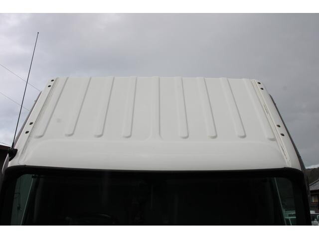 日野デュトロ平ボディ小型（2t・3t）[写真09]