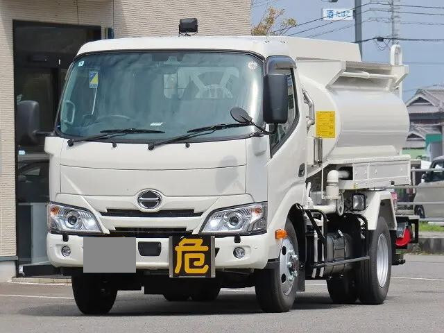 中古デュトロタンク車（タンクローリー）