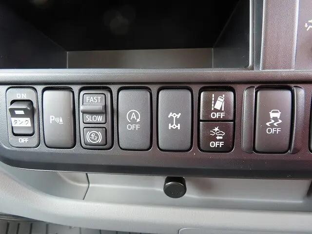 日野デュトロタンク車（タンクローリー）小型（2t・3t）[写真12]