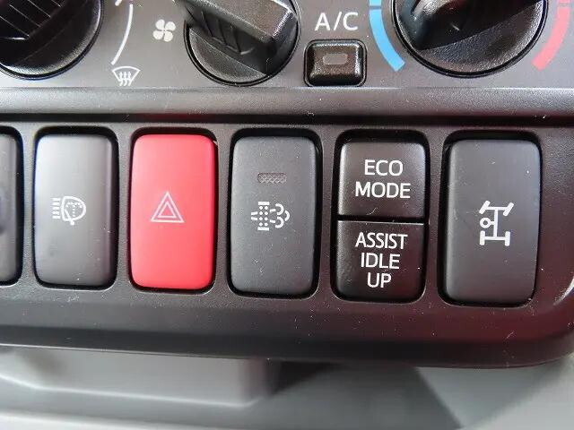 日野デュトロタンク車（タンクローリー）小型（2t・3t）[写真13]