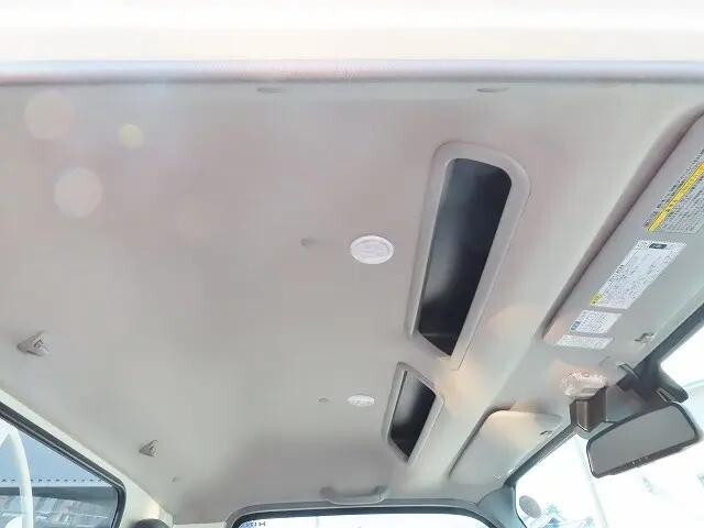 日野デュトロタンク車（タンクローリー）小型（2t・3t）[写真16]