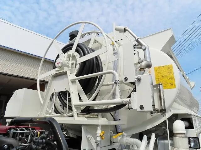 日野デュトロタンク車（タンクローリー）小型（2t・3t）[写真20]